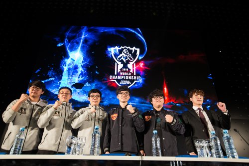 与时俱进：ESL禁止大部分CS新版本像素架点